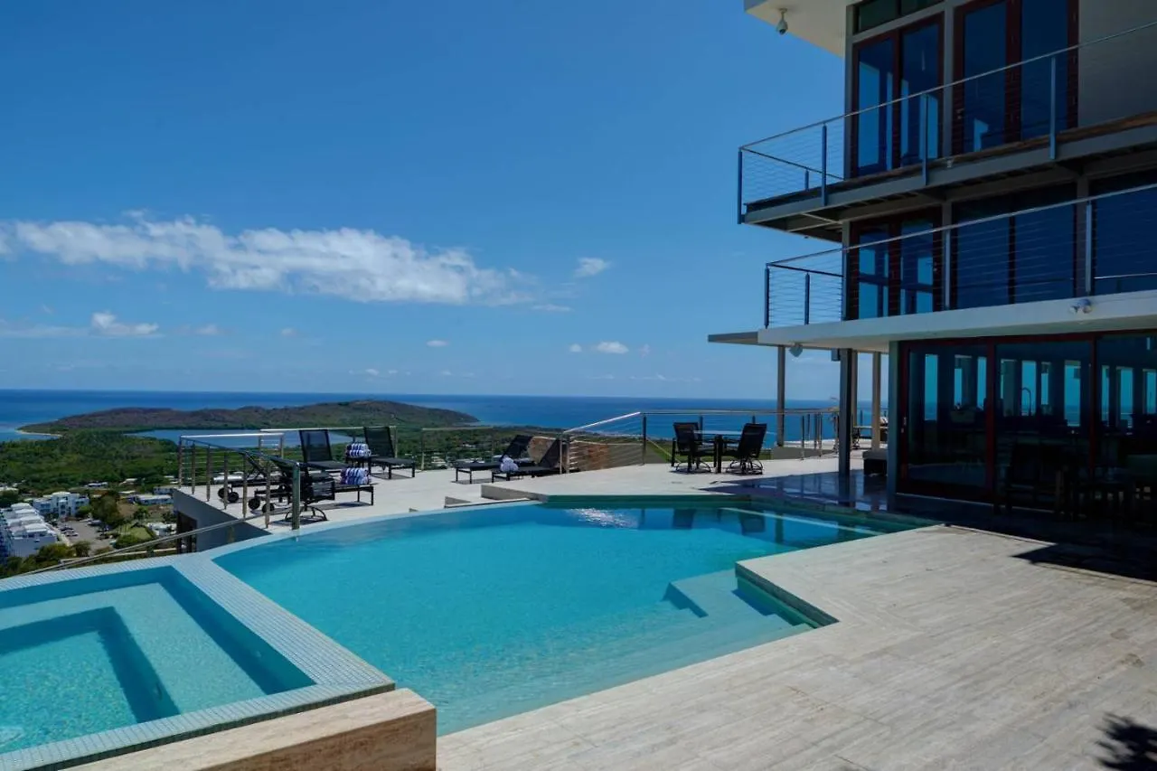 Happy Days Villa A Fajardo